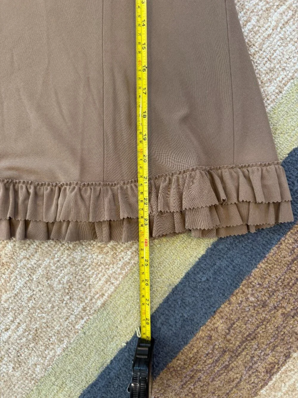 DKNY Brown Taupe Ruffle Hem Skirt Size Small Side Zip
